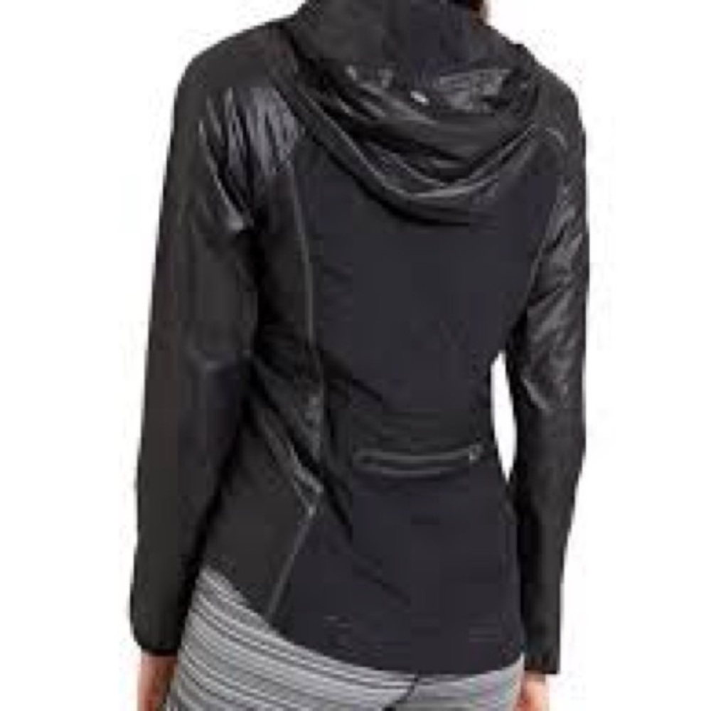 Athleta Stowe-Away Running Jacket